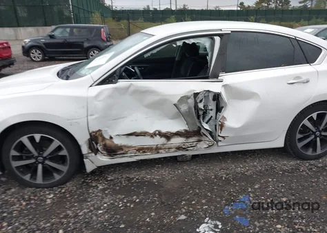 2018 Nissan Altima 2.5 Sr из США, поврежденный, VIN 1N4AL3AP1JC256761